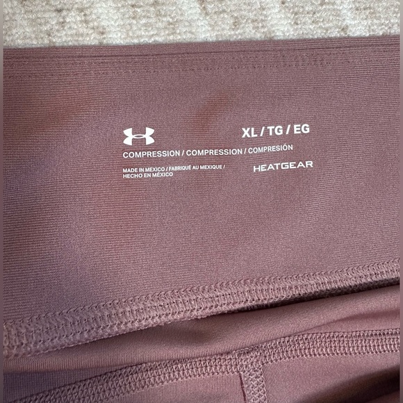 Under Armour Leggings Compression Heatgear Ankle Woman’s size L Stretch - Picture 4 of 7